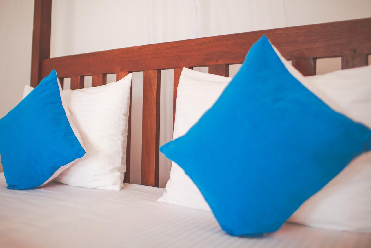 Lazies Midigama Hotell Eksteriør bilde